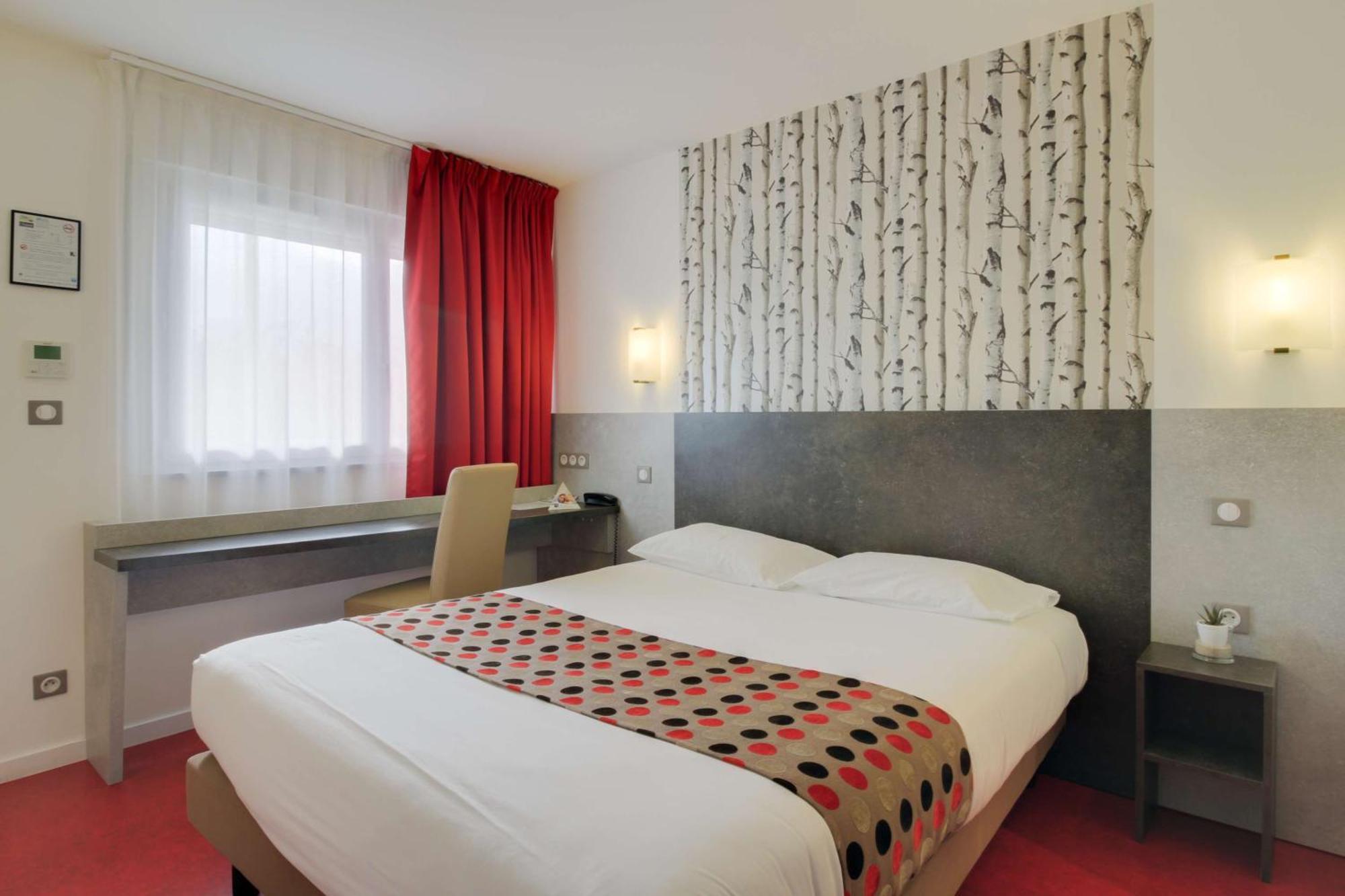 Brit Hotel Dijon Hermes Couchey Exterior photo