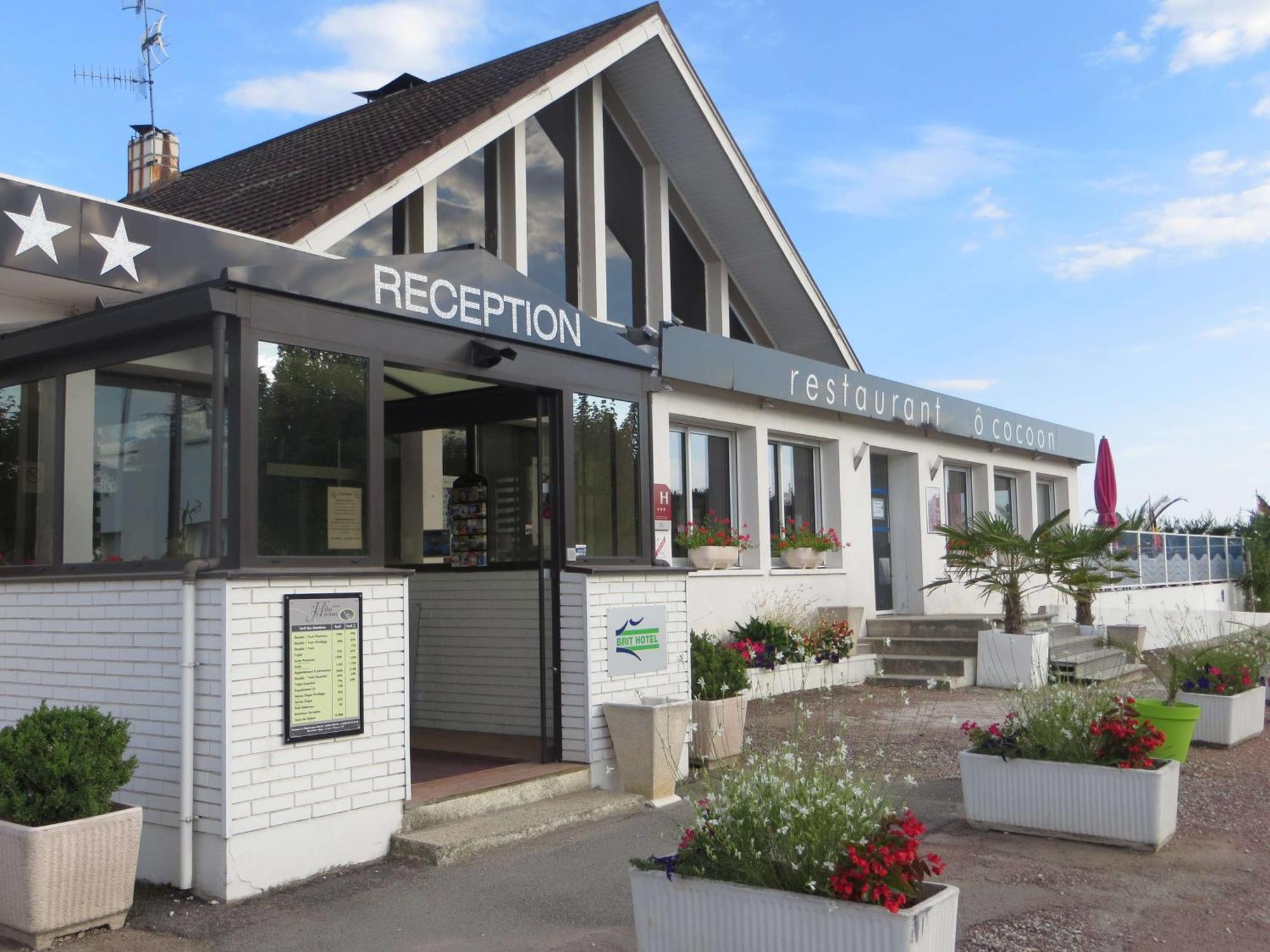 Brit Hotel Dijon Hermes Couchey Exterior photo